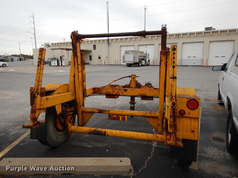 image for item DA1360 1987 Butler HWSC10 reel trailer