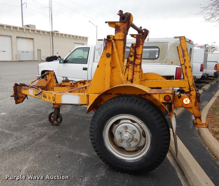 image for item DA1360 1987 Butler HWSC10 reel trailer