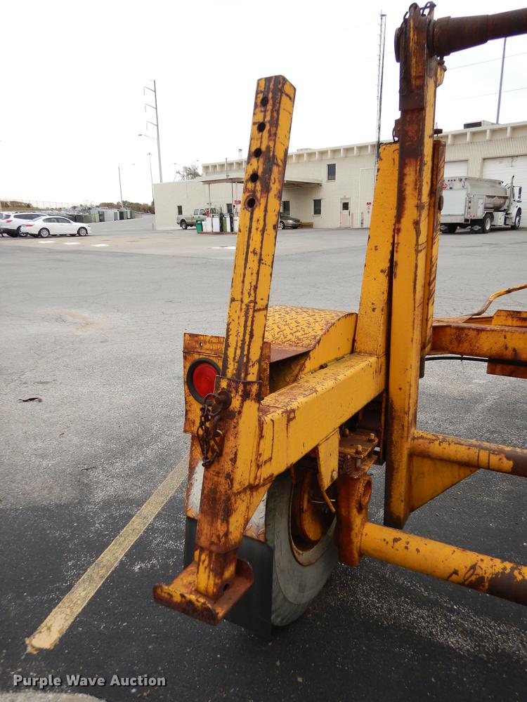 image for item DA1360 1987 Butler HWSC10 reel trailer