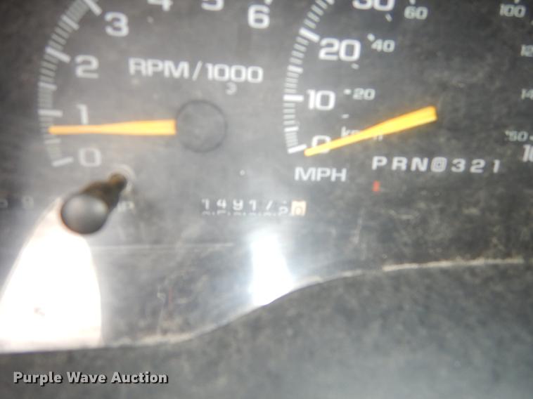 image for item DA1361 1999 Chevrolet C2500 pickup truck