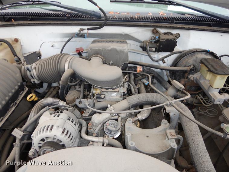 image for item DA1361 1999 Chevrolet C2500 pickup truck