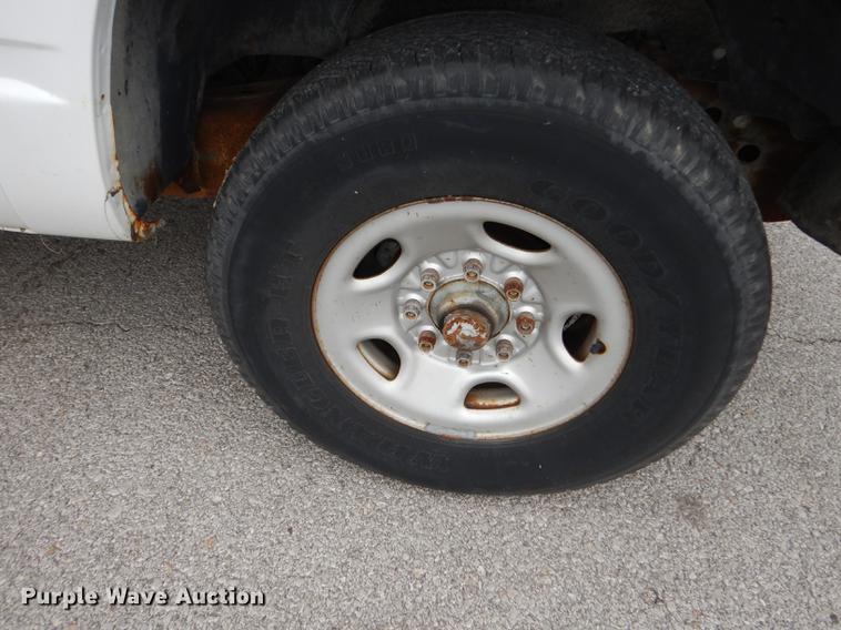 image for item DA1361 1999 Chevrolet C2500 pickup truck