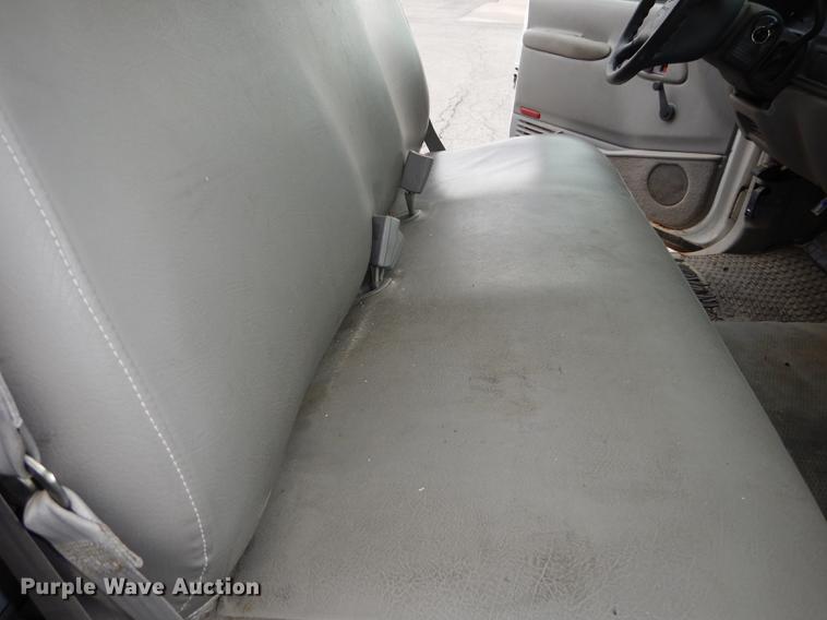 image for item DA1361 1999 Chevrolet C2500 pickup truck