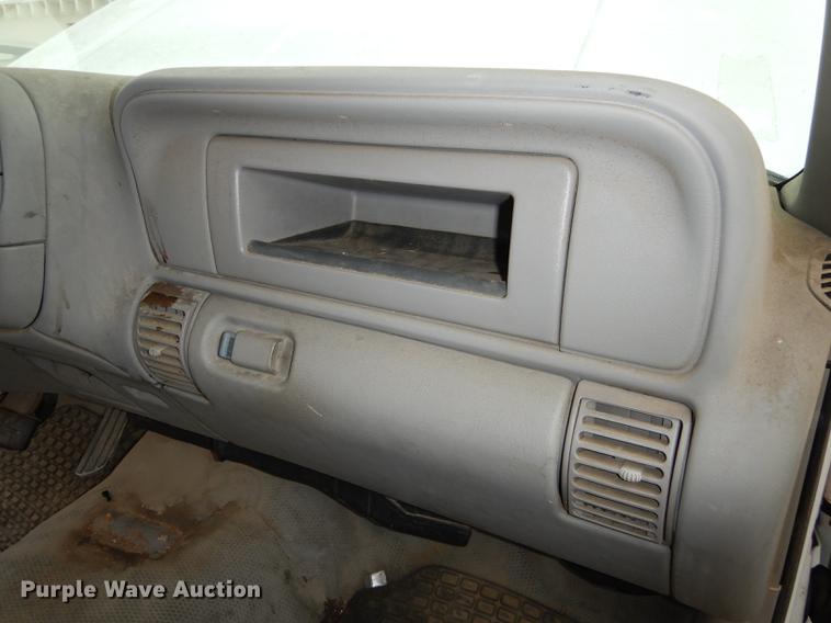 image for item DA1361 1999 Chevrolet C2500 pickup truck