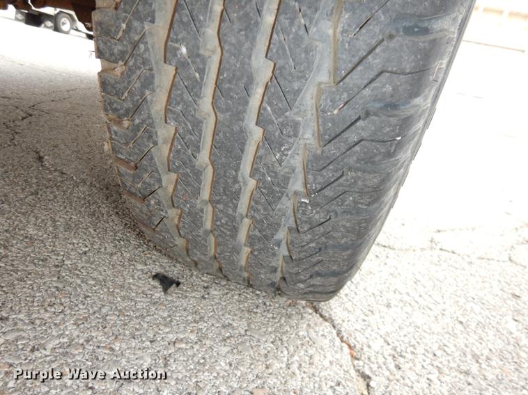 image for item DA1361 1999 Chevrolet C2500 pickup truck