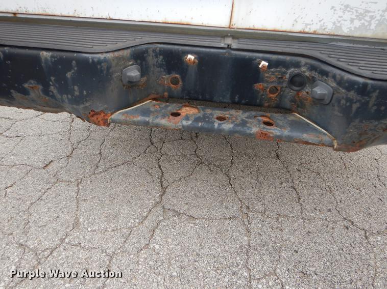 image for item DA1361 1999 Chevrolet C2500 pickup truck