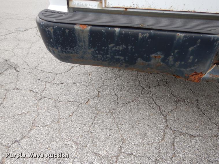 image for item DA1361 1999 Chevrolet C2500 pickup truck