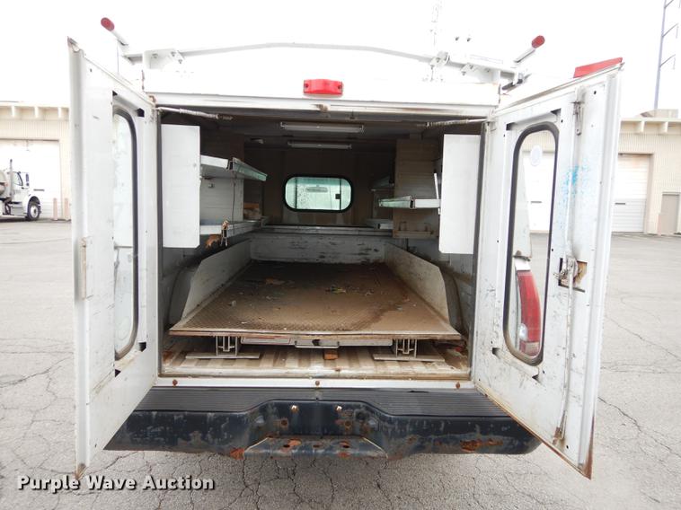 image for item DA1361 1999 Chevrolet C2500 pickup truck