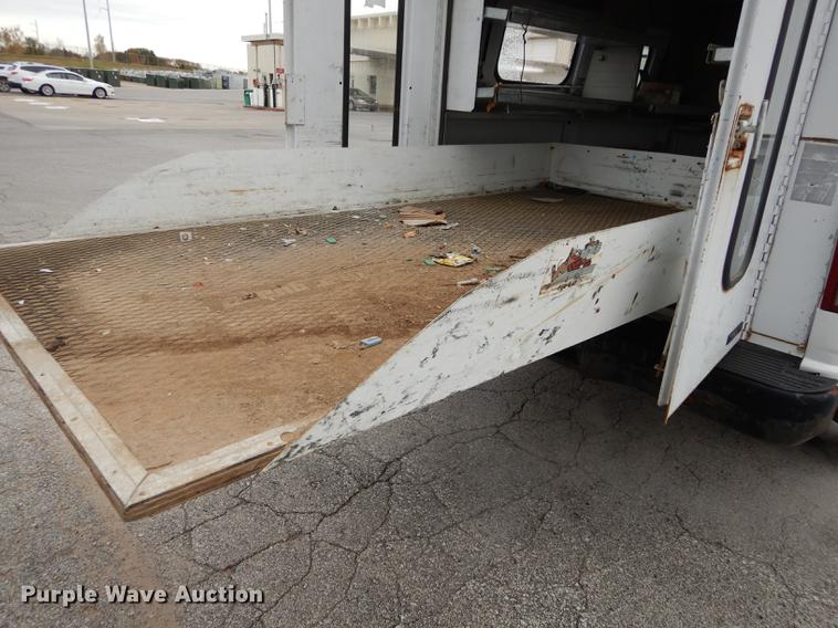 image for item DA1361 1999 Chevrolet C2500 pickup truck