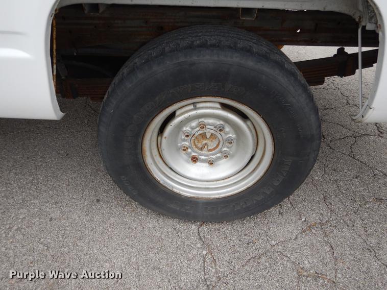 image for item DA1361 1999 Chevrolet C2500 pickup truck