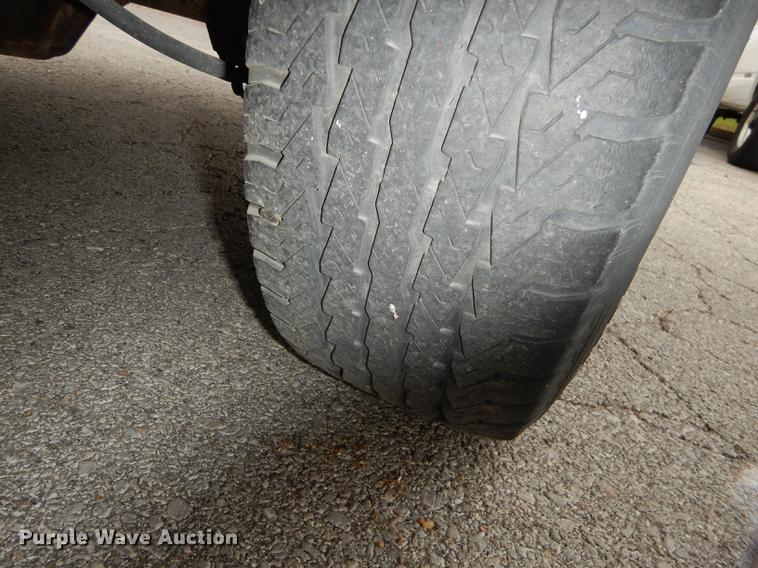 image for item DA1361 1999 Chevrolet C2500 pickup truck