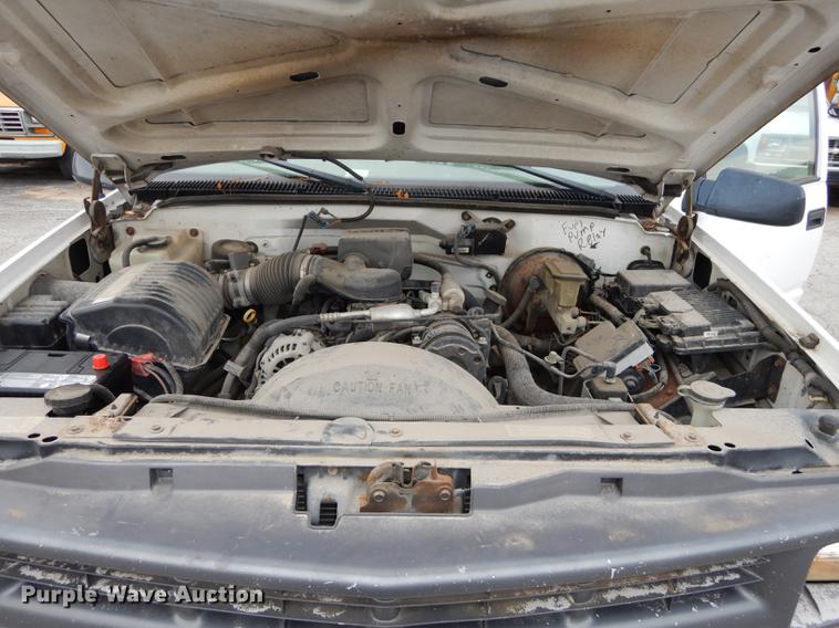 image for item DA1362 2000 Chevrolet C2500 pickup truck