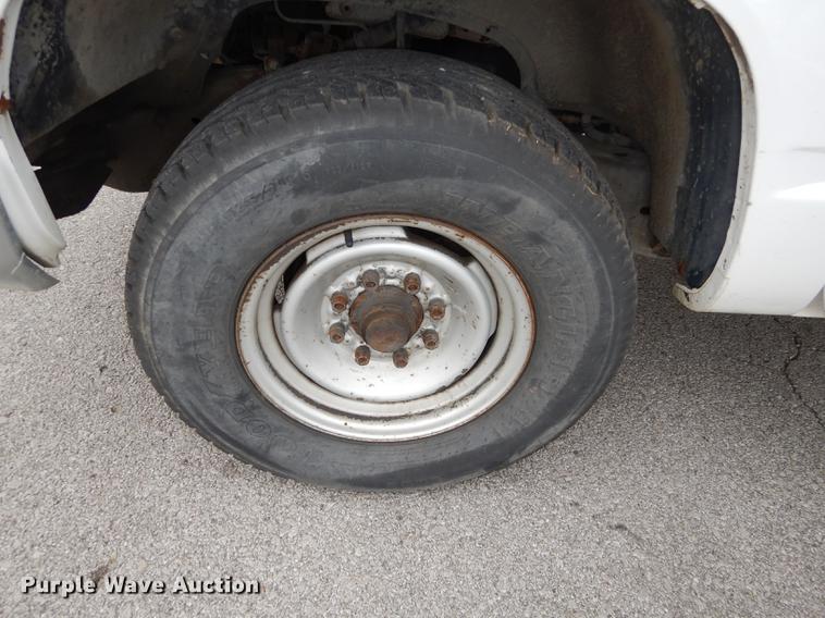 image for item DA1362 2000 Chevrolet C2500 pickup truck