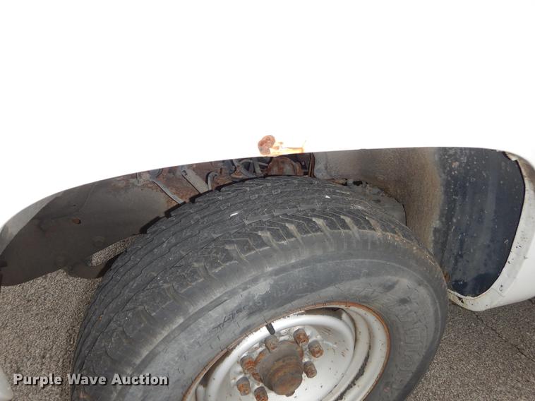 image for item DA1362 2000 Chevrolet C2500 pickup truck