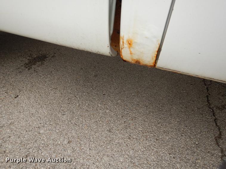 image for item DA1362 2000 Chevrolet C2500 pickup truck