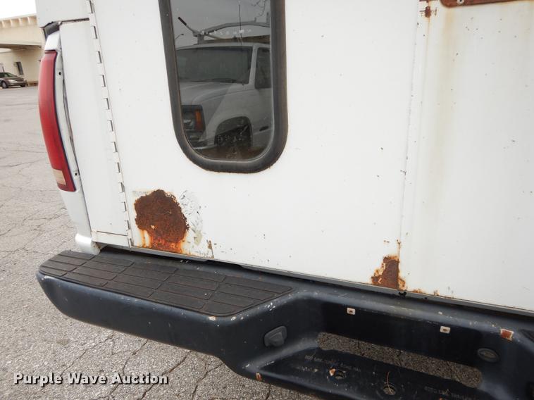 image for item DA1362 2000 Chevrolet C2500 pickup truck