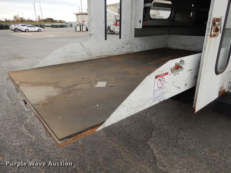 image for item DA1362 2000 Chevrolet C2500 pickup truck