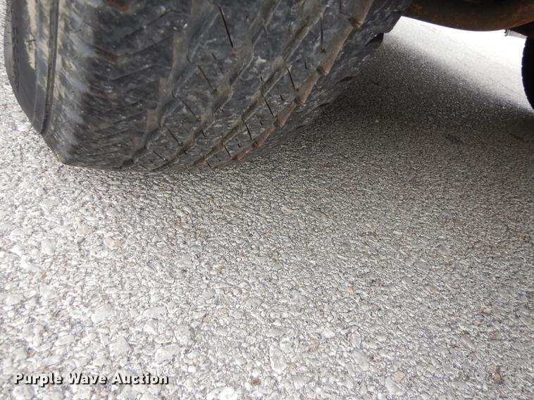 image for item DA1363 2002 Ford F250 Super Duty pickup truck