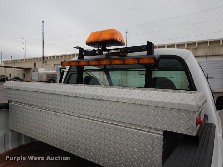 image for item DA1363 2002 Ford F250 Super Duty pickup truck