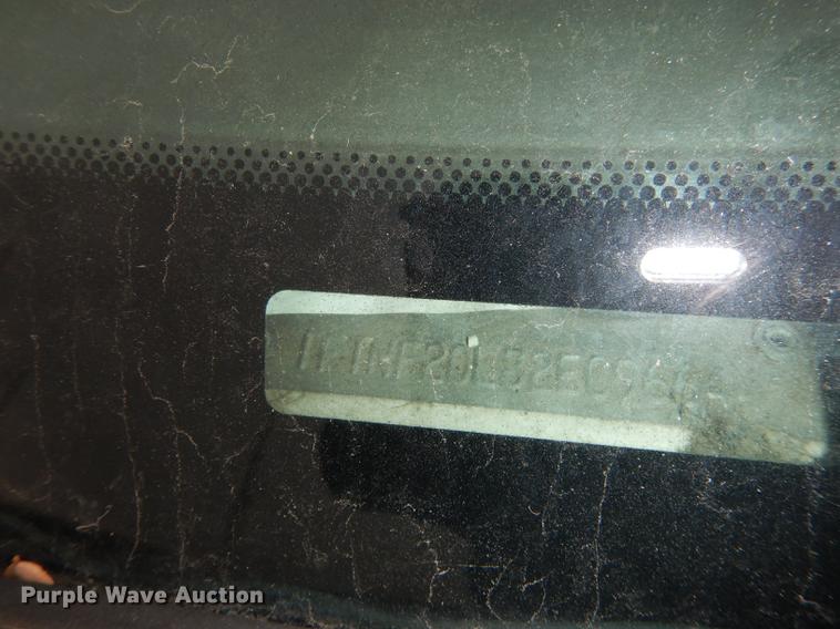 image for item DA1363 2002 Ford F250 Super Duty pickup truck