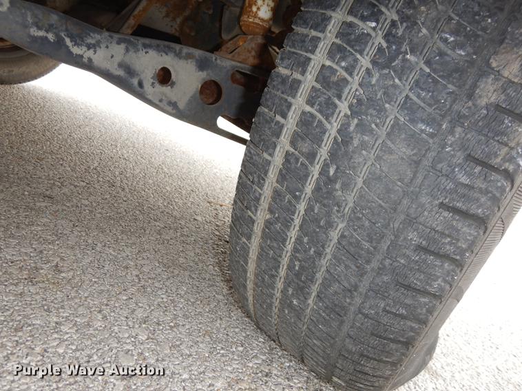 image for item DA1364 1986 Ford F150 pickup truck