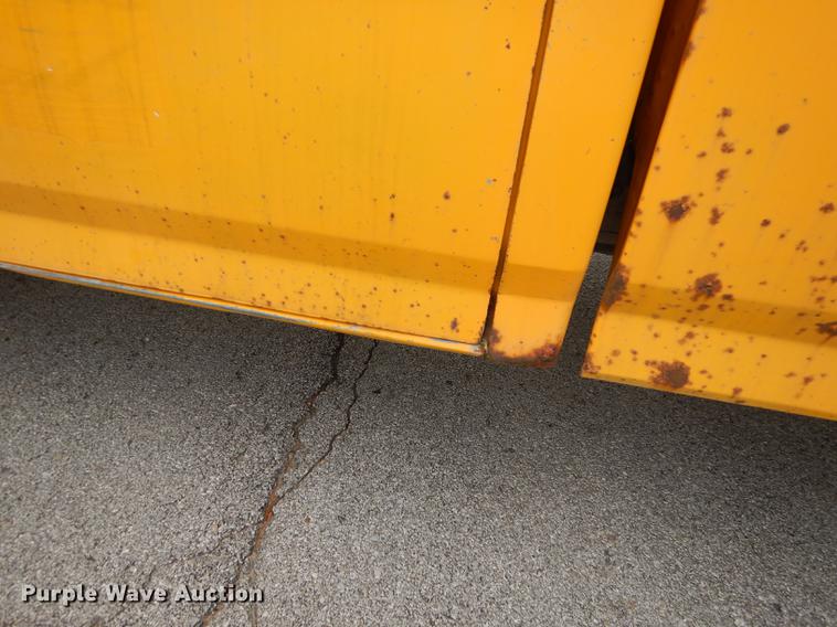 image for item DA1364 1986 Ford F150 pickup truck