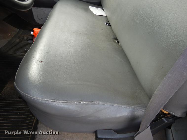 image for item DA1366 1995 Ford F250 XL utility bed pickup truck