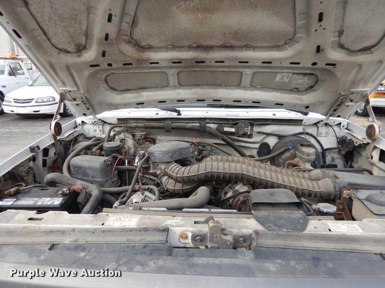 image for item DA1366 1995 Ford F250 XL utility bed pickup truck