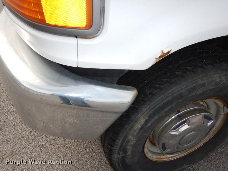 image for item DA1366 1995 Ford F250 XL utility bed pickup truck