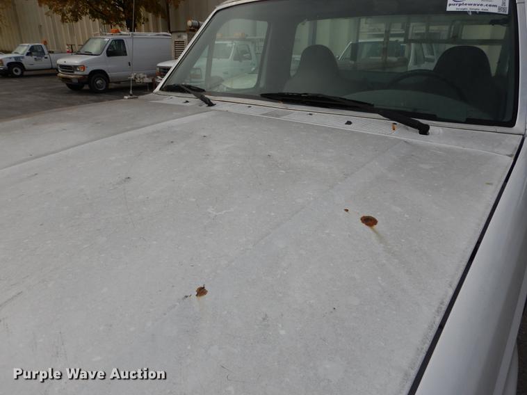 image for item DA1366 1995 Ford F250 XL utility bed pickup truck