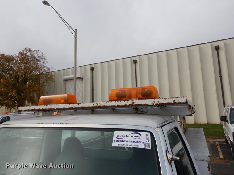 image for item DA1366 1995 Ford F250 XL utility bed pickup truck