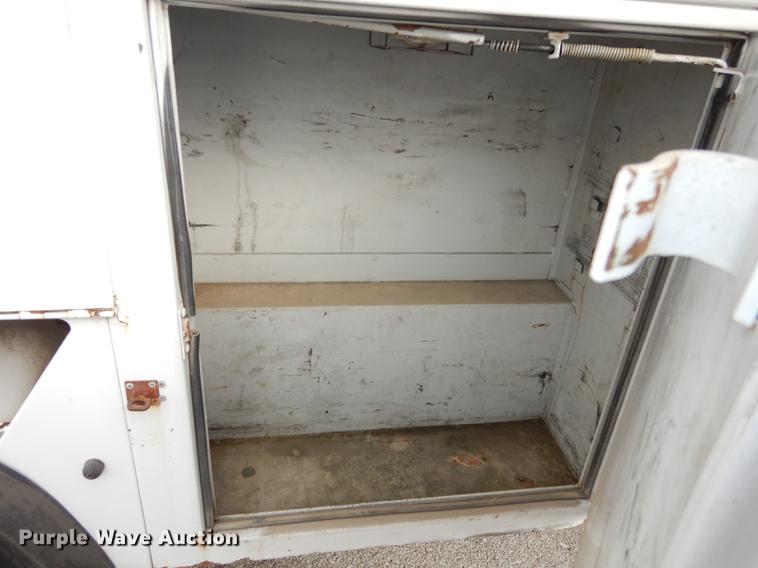 image for item DA1366 1995 Ford F250 XL utility bed pickup truck