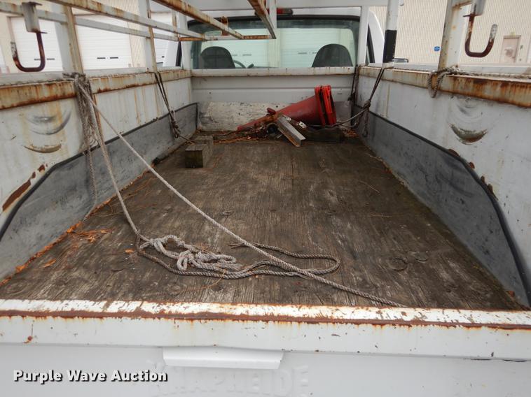 image for item DA1366 1995 Ford F250 XL utility bed pickup truck