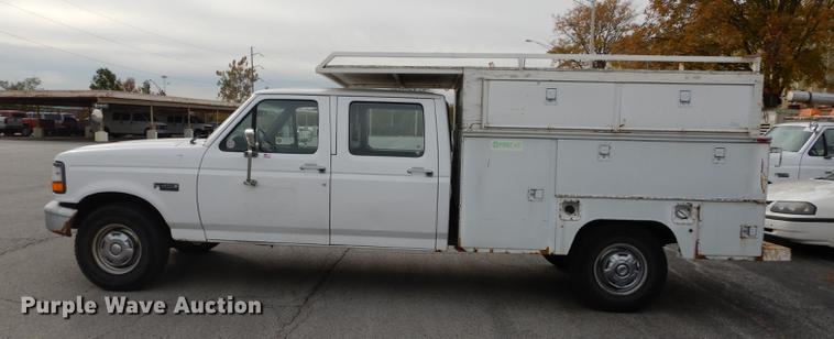 image for item DA1367 1995 Ford F350  XL Super Duty Crew Cab utility bed truck