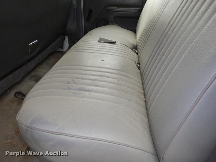 image for item DA1367 1995 Ford F350  XL Super Duty Crew Cab utility bed truck