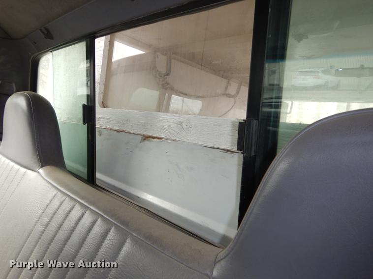 image for item DA1367 1995 Ford F350  XL Super Duty Crew Cab utility bed truck