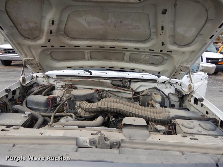 image for item DA1367 1995 Ford F350  XL Super Duty Crew Cab utility bed truck