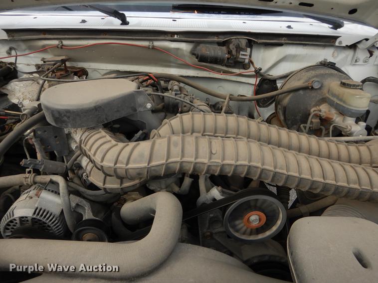 image for item DA1367 1995 Ford F350  XL Super Duty Crew Cab utility bed truck