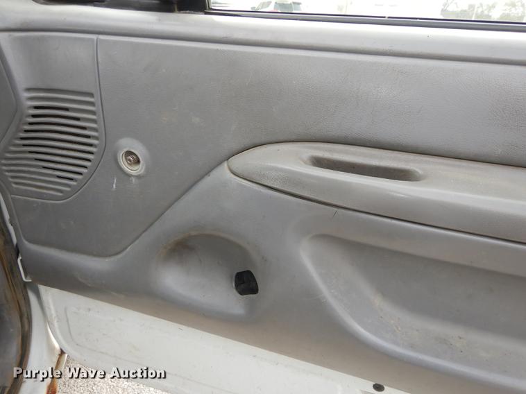 image for item DA1367 1995 Ford F350  XL Super Duty Crew Cab utility bed truck