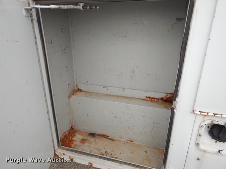 image for item DA1367 1995 Ford F350  XL Super Duty Crew Cab utility bed truck