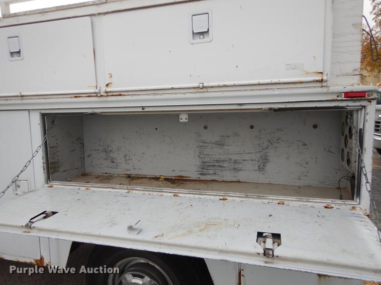 image for item DA1367 1995 Ford F350  XL Super Duty Crew Cab utility bed truck