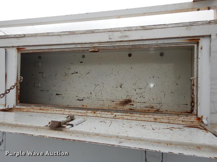 image for item DA1367 1995 Ford F350  XL Super Duty Crew Cab utility bed truck