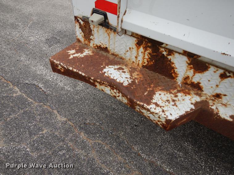 image for item DA1369 1995 Ford F250 XL utility bed pickup truck