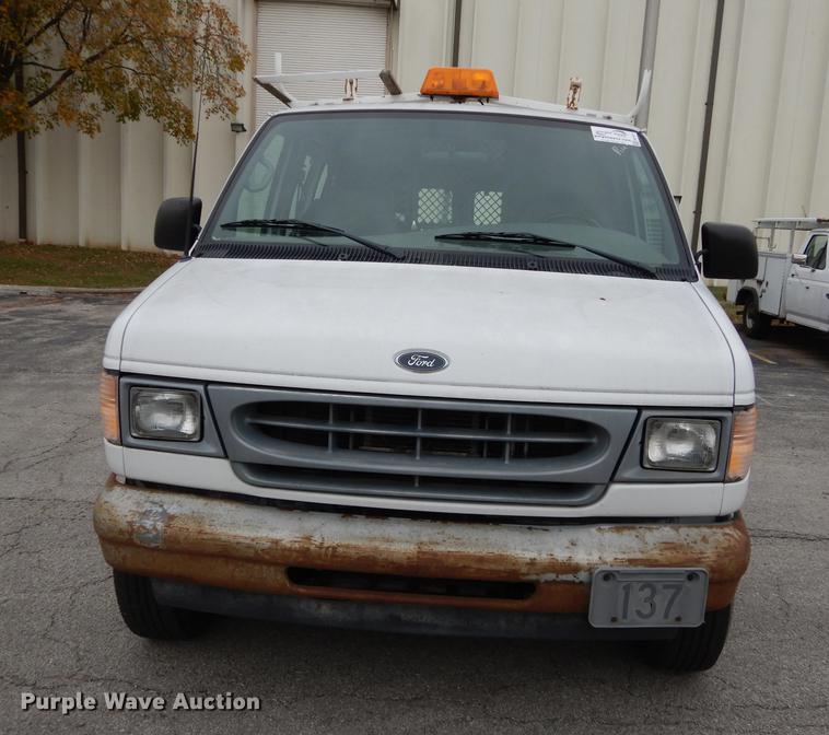 image for item DA1371 2001 Ford Econoline E250 van