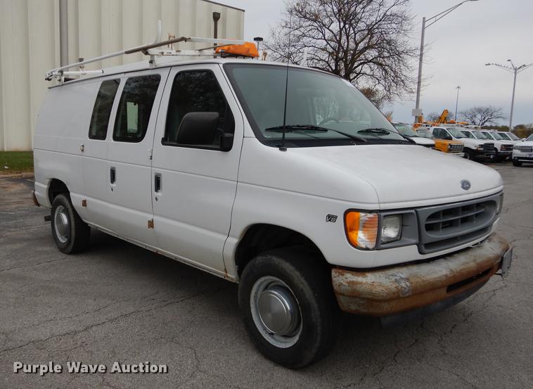 image for item DA1371 2001 Ford Econoline E250 van