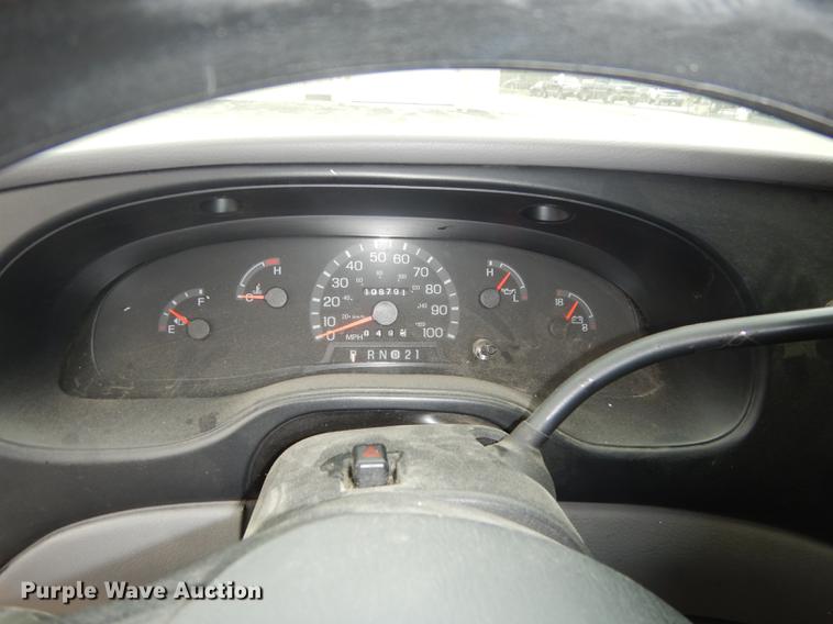 image for item DA1371 2001 Ford Econoline E250 van