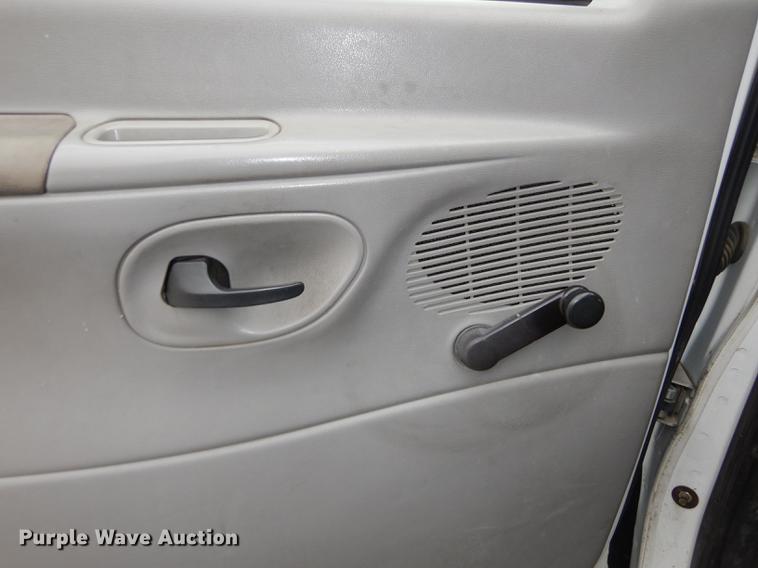 image for item DA1372 1998 Ford Econoline  E250 van