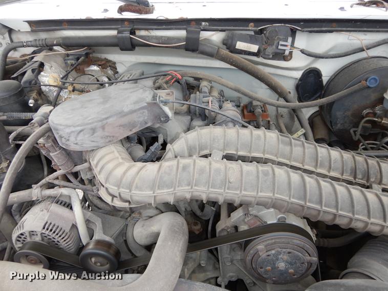 image for item DA1373 1995 Ford F250 Super Duty utility bed truck