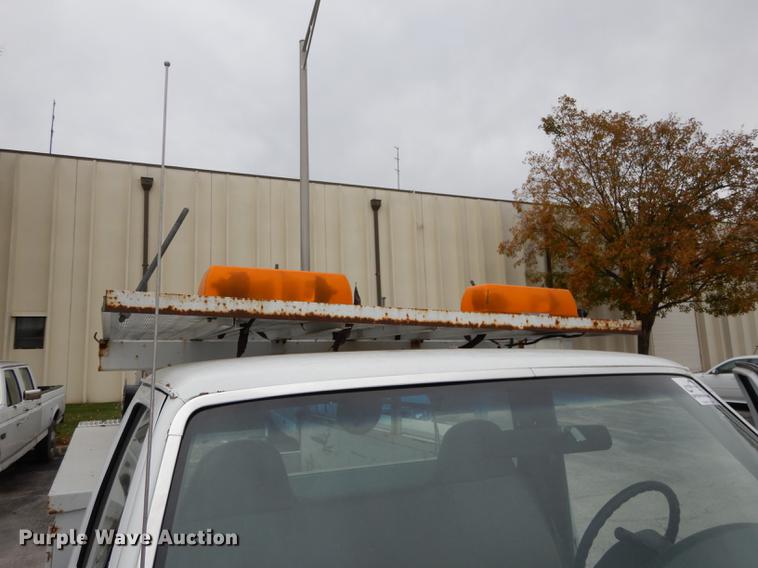 image for item DA1373 1995 Ford F250 Super Duty utility bed truck