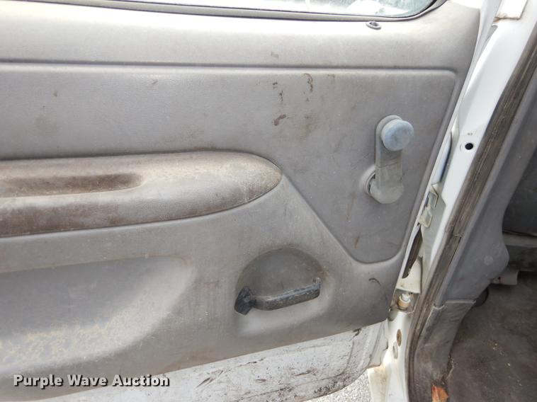 image for item DA1374 1995 Ford F350 Super Duty Crew Cab pickup truck